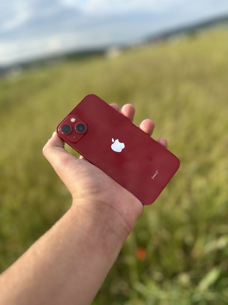 Iphone 13 red 256гб ідеал