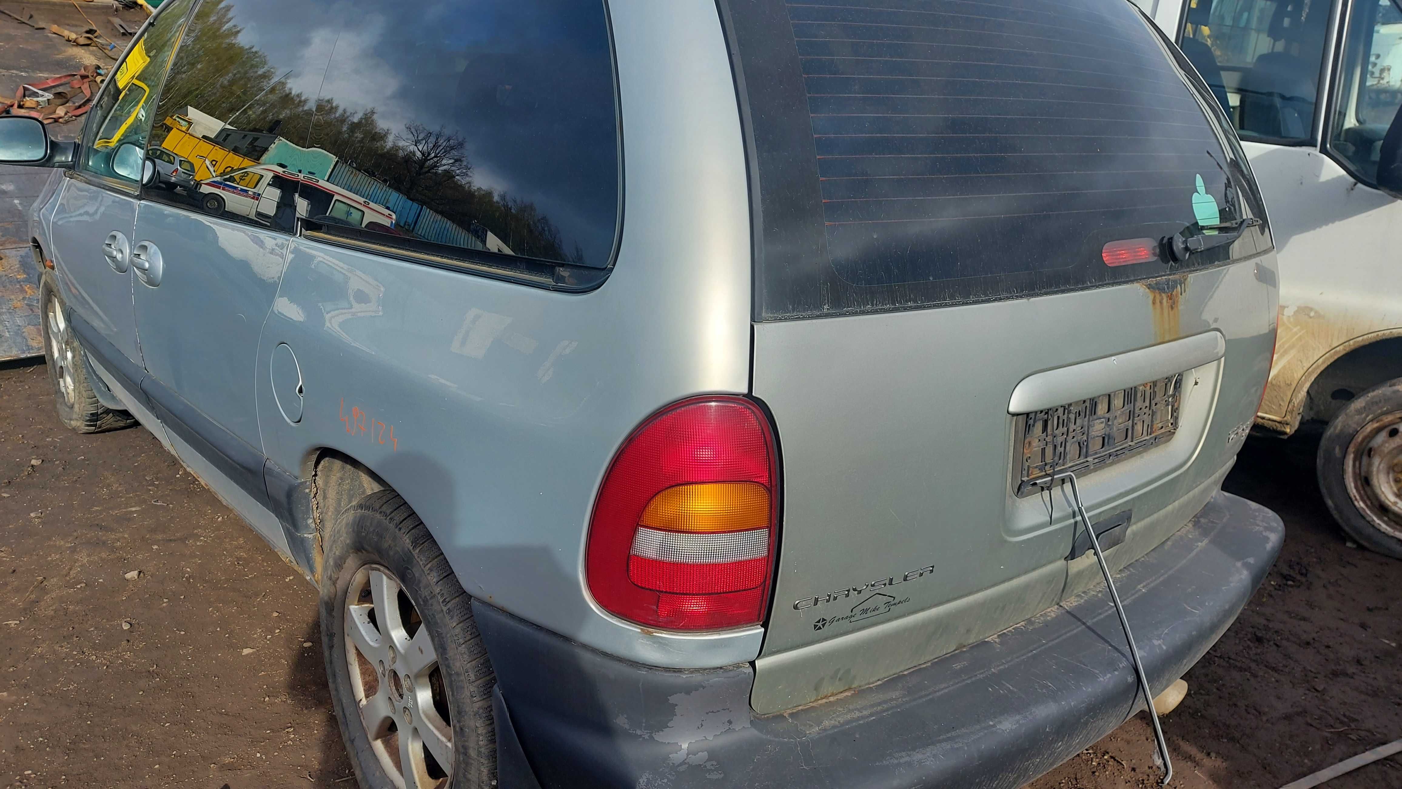 Chrysler Grand Voyager maska przednia FV części/dostawa