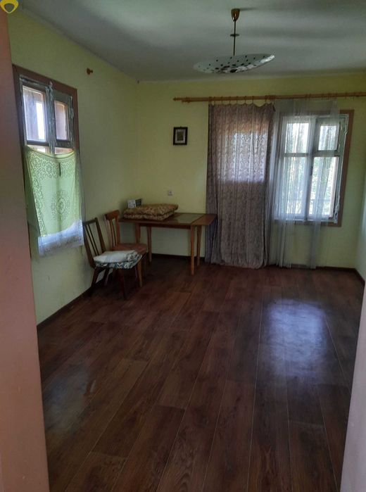 Продам  дом- дачу у ОЗЕРА. в пригороде Одессі
