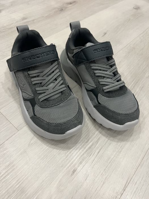 Кросівки skechers 32