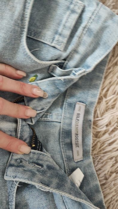 Джинсові шорти на дівчинку