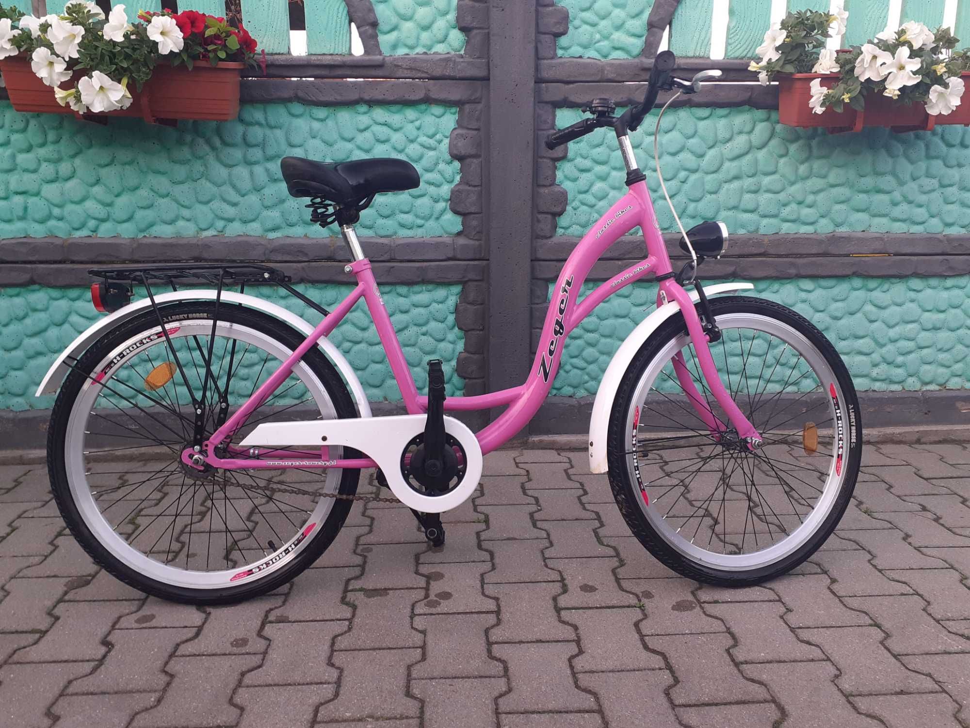 Sprzedam,jak  nowy rower,wysokość kół 60 centymetrów.