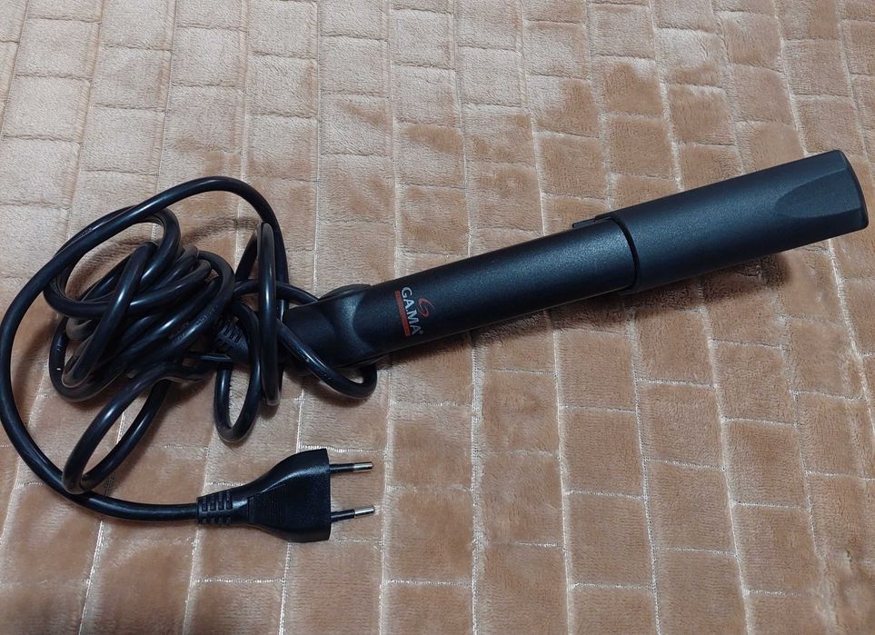 Вирівнювач для волосся Gama