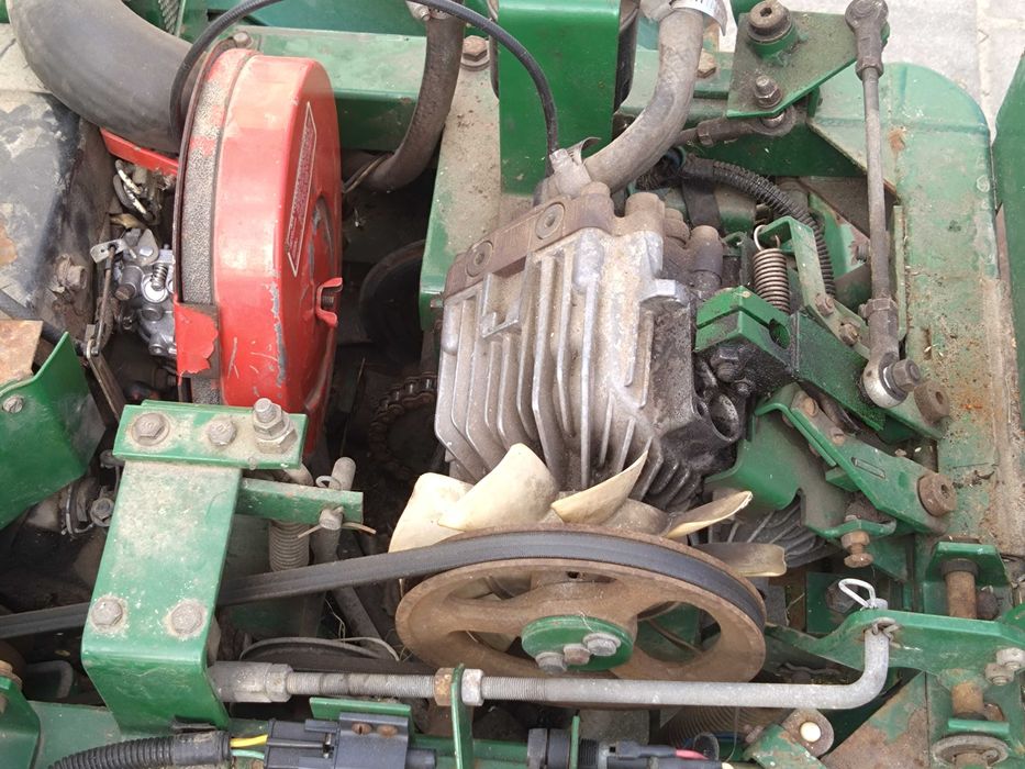 Kosiarka wrzecionowa RANSOMES Triple 18