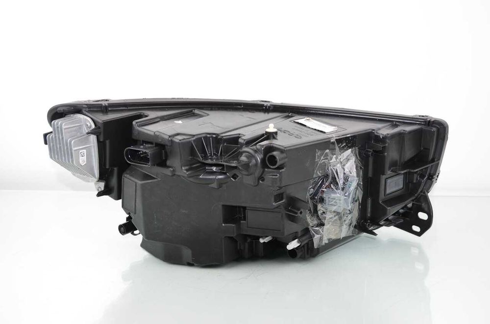 VOLVO XC40 MID LED lewa lampa przednia