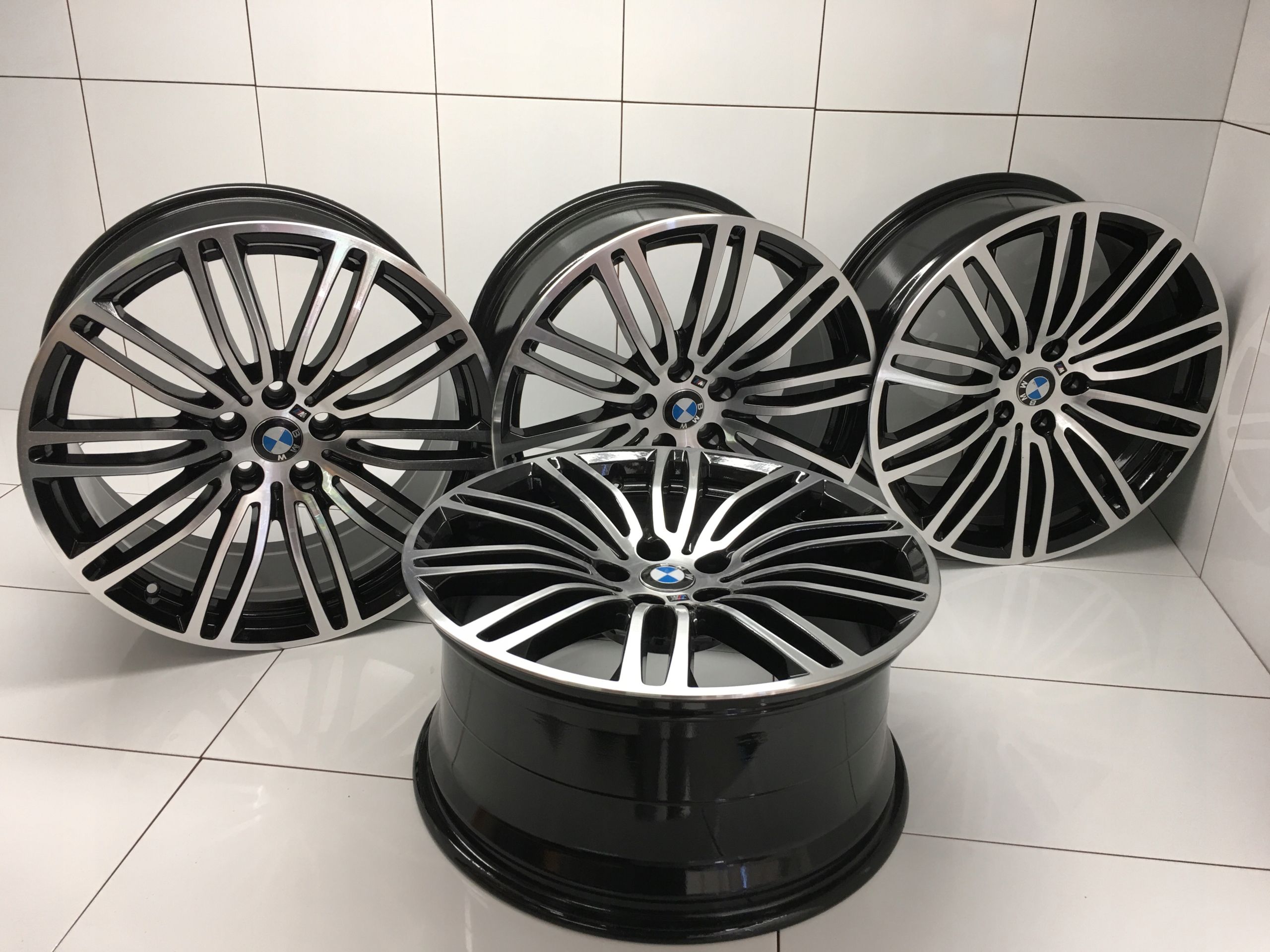 Felgi 19 BMW m Pakiet G30 G31 X3 G01 Oem Przod 8 Tyl 9