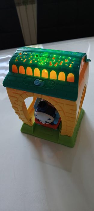 Tomek i Przyjaciele, śpiewajacy Tomek z projektorem 50 zł