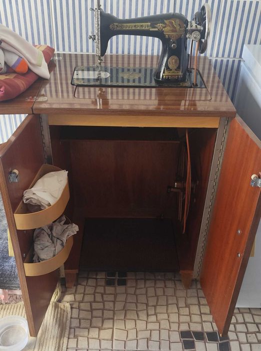 Maquina costura singer vintage de 1926 em excente estado