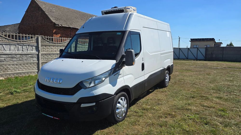 Iveco 35.140 BENZYNA + GAZ CNG CHŁODNIA