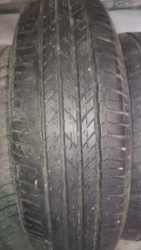 Продам шины 215/70 R17