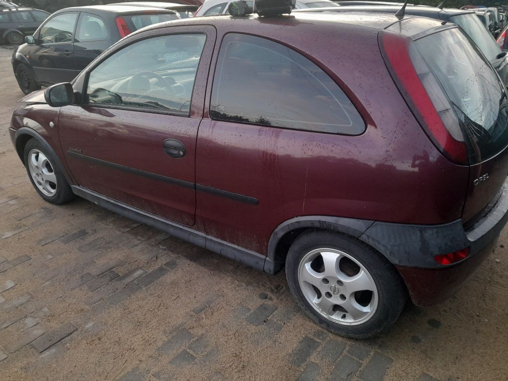 Opel corsa c na części