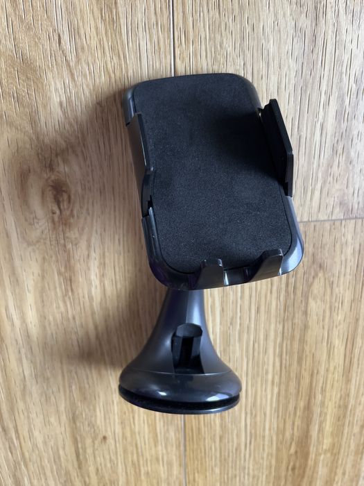Uchwyt na telefon do auta