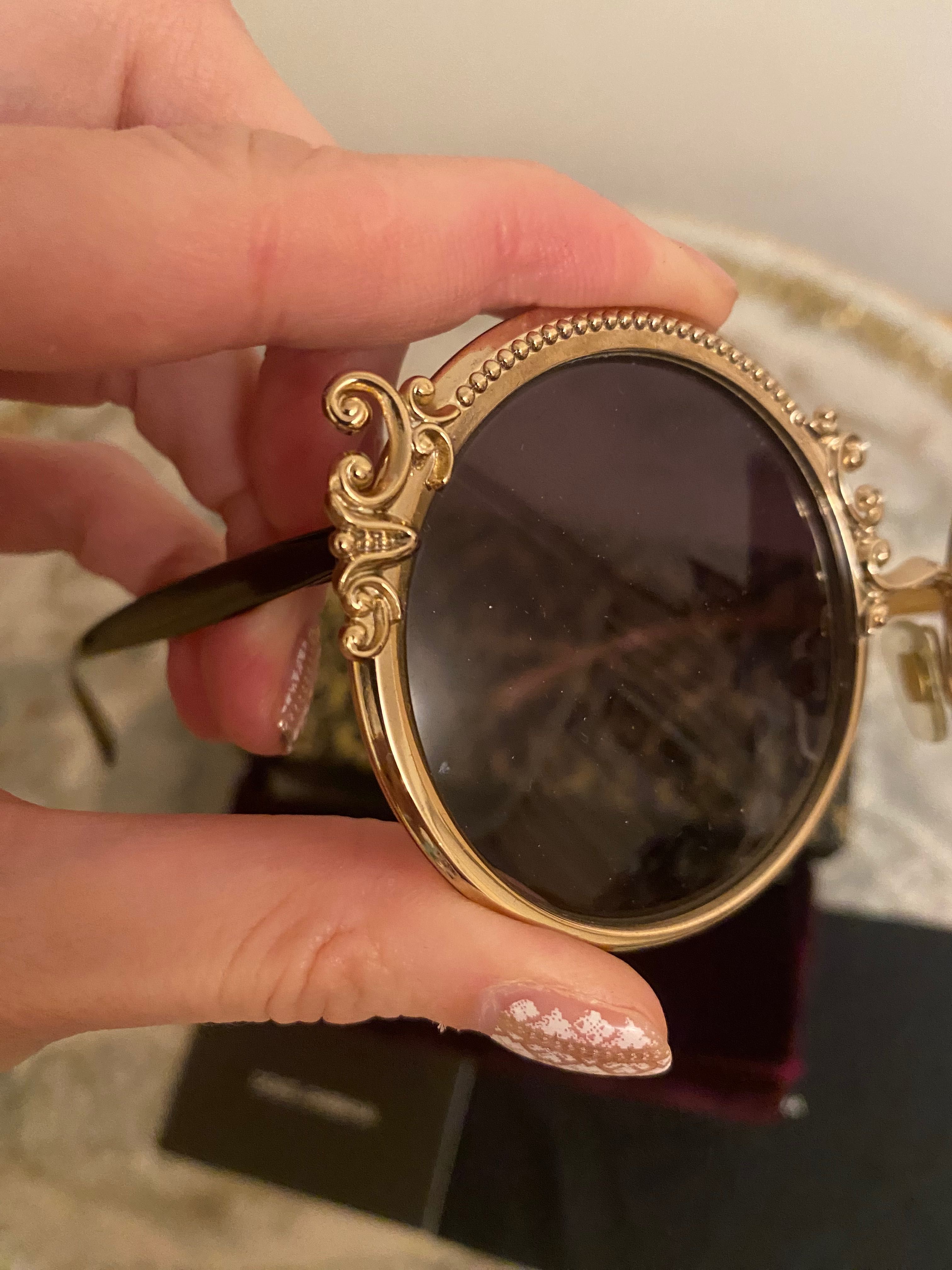 Роскошные солнцезащитные очки Dolce & Gabbana полный комплект в идеале