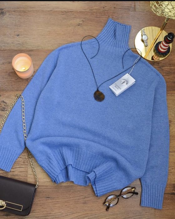 Свитер шерстяной гольф Италия