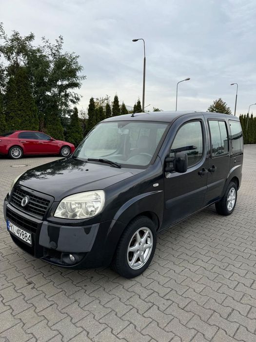 Fiat Doblo Fiat doblo 2008 Czarny 1,4 klimatyzacja