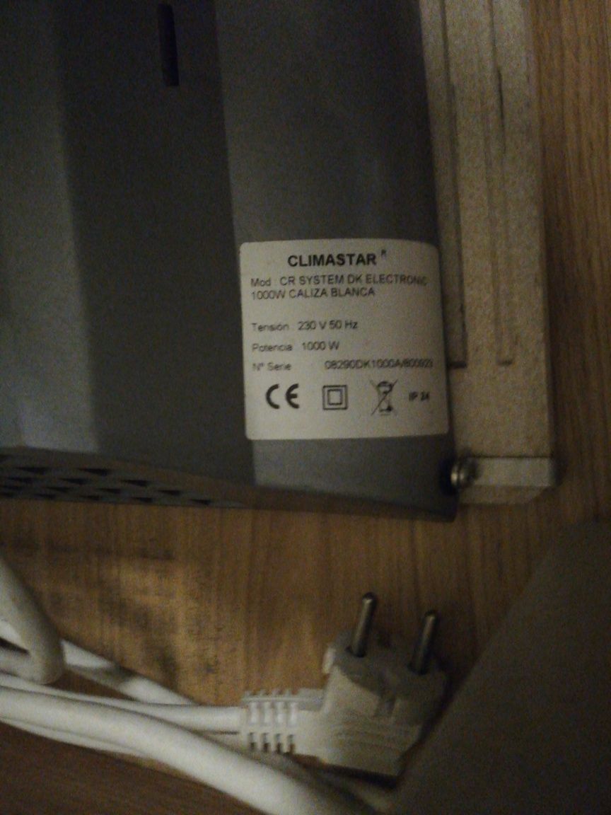 Três aquecedores de parede 1500w  Climastar