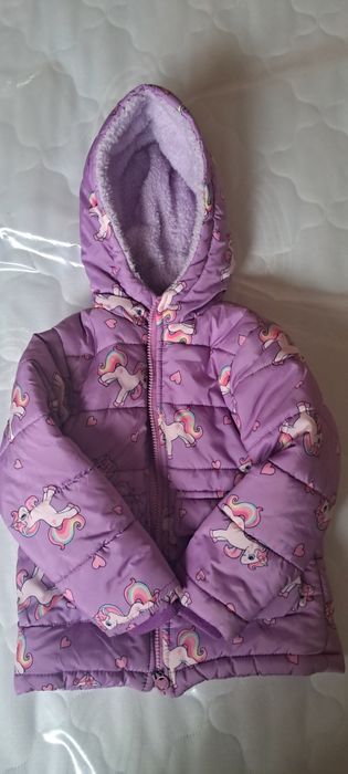 Куртка на дівчинку 3-4 роки