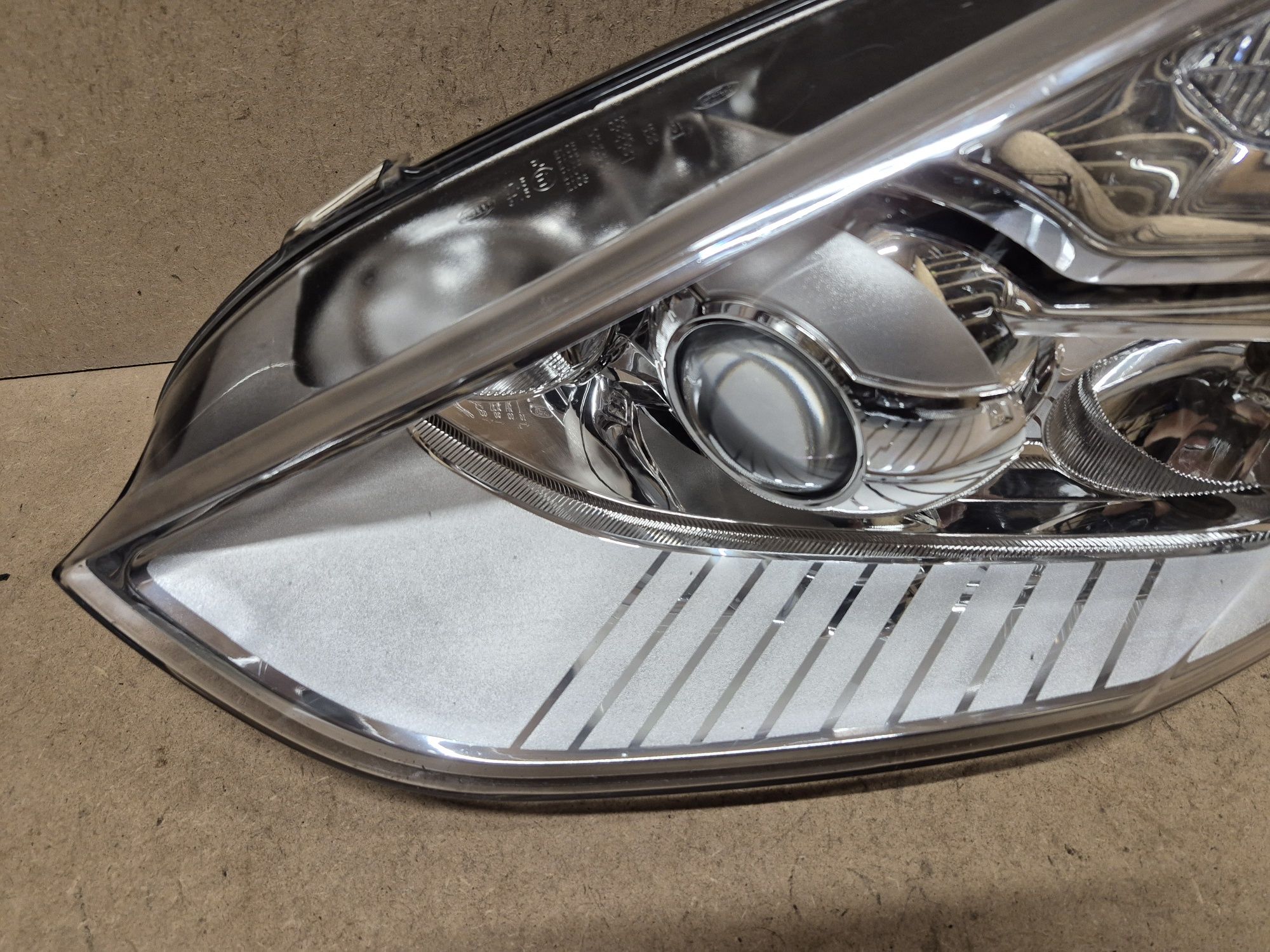 Lampa reflektor xenon ford s max galaxy lewy Europa