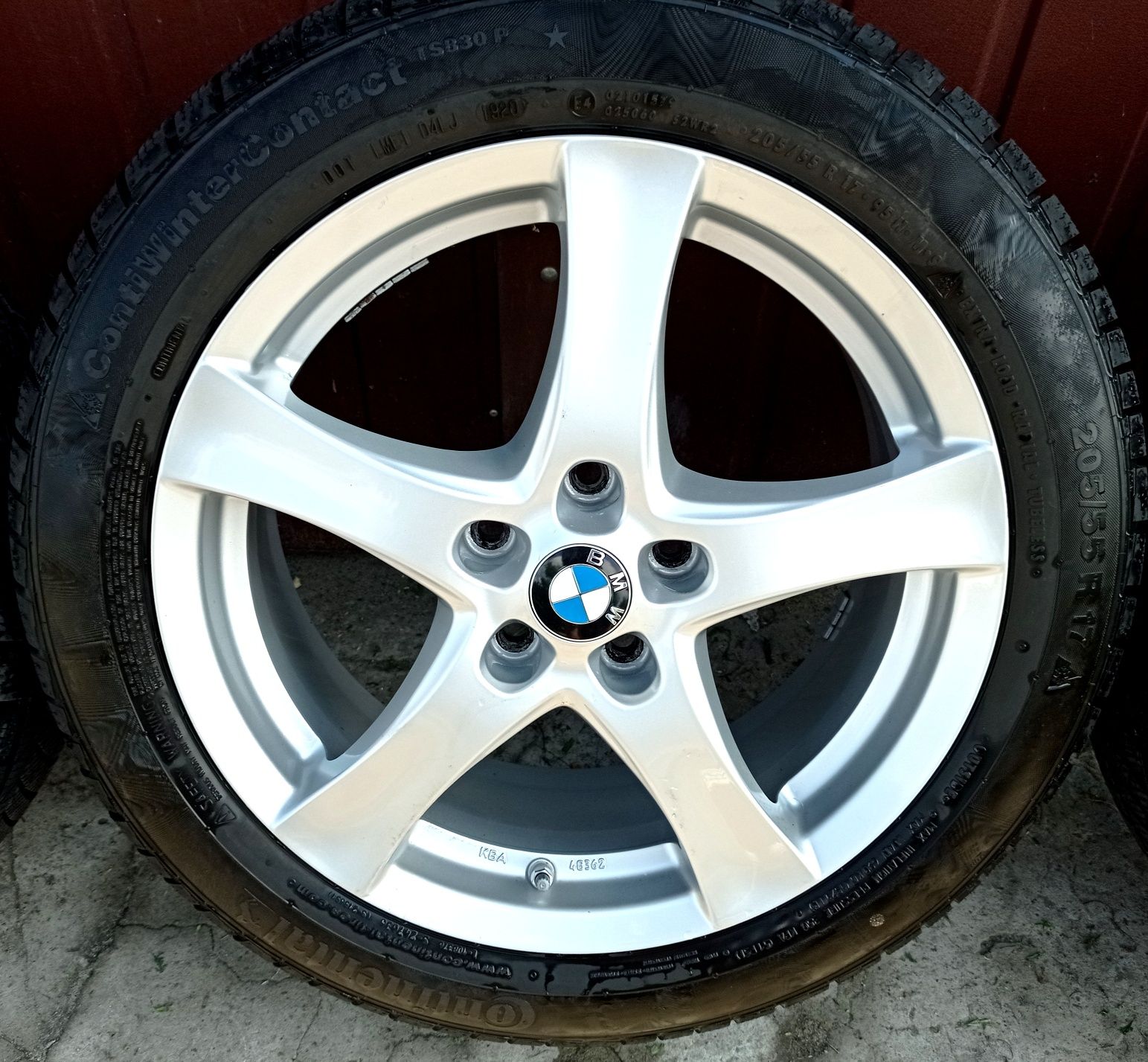 Kola Felgi 17 5x112  Borbet.Opony zimowe  205/55/17 Continental