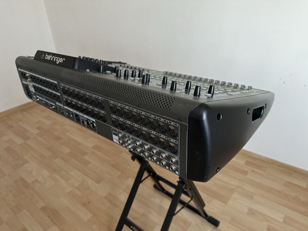 Behringer x32 mikser cyfrowy konsola w doskonałym stanie