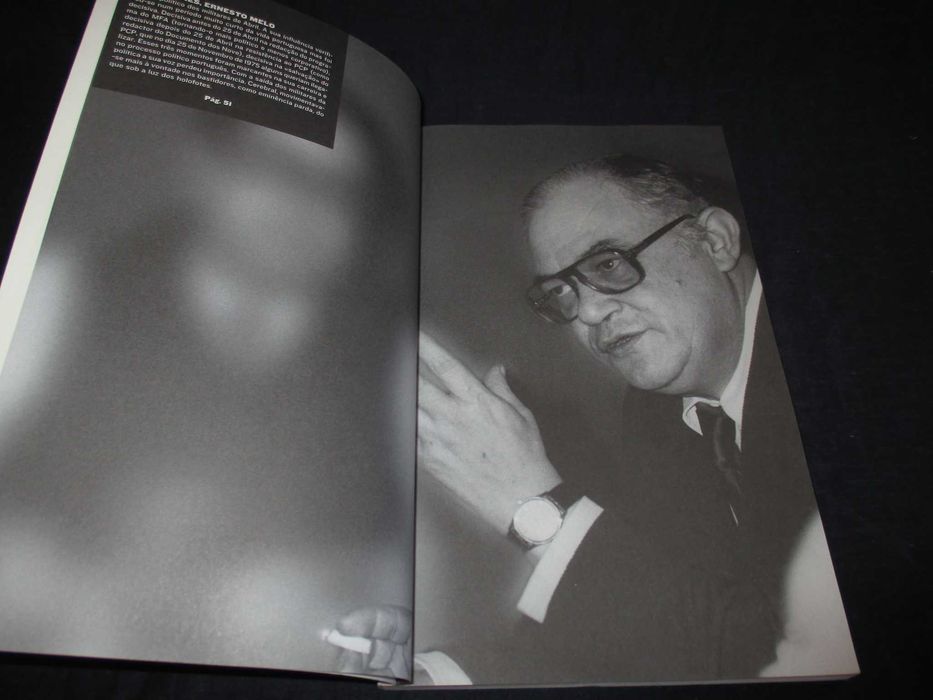 Livro Dicionário Político à Portuguesa José António Saraiva