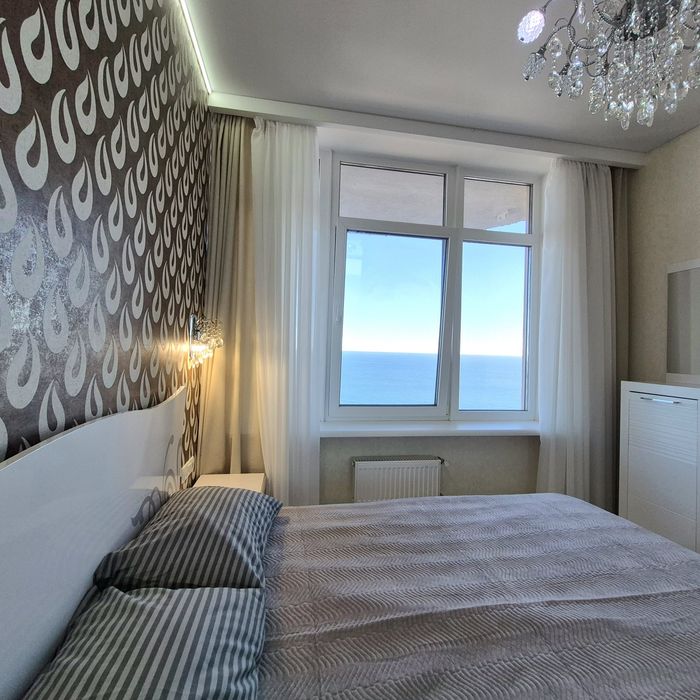 Аркадия. Каманина 16 а. 44 жем.2 ком.люкс. прямой вид моря