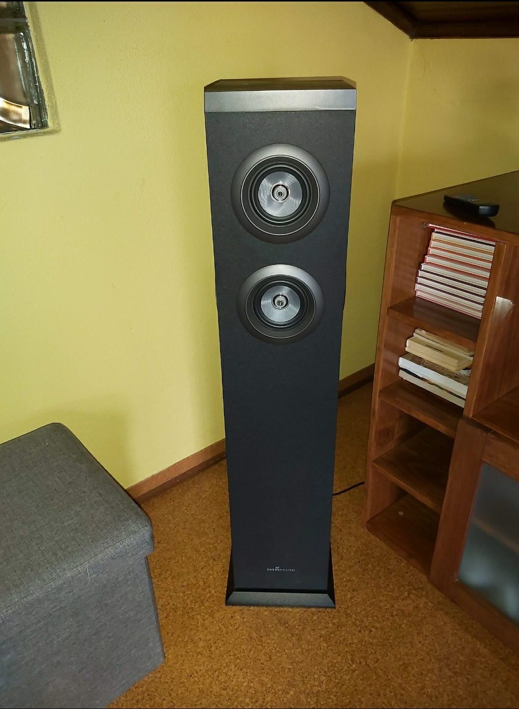 Coluna Sound Bar Energy Tower 8 Bluetooth 100W