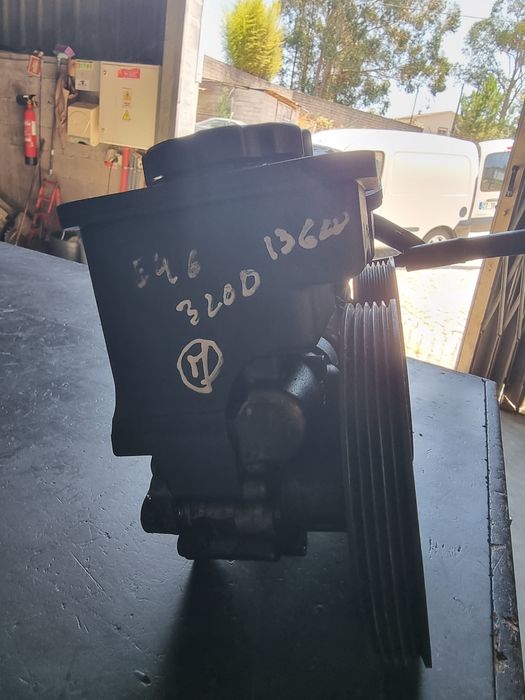Bomba direcção assistida BMW e46 320D