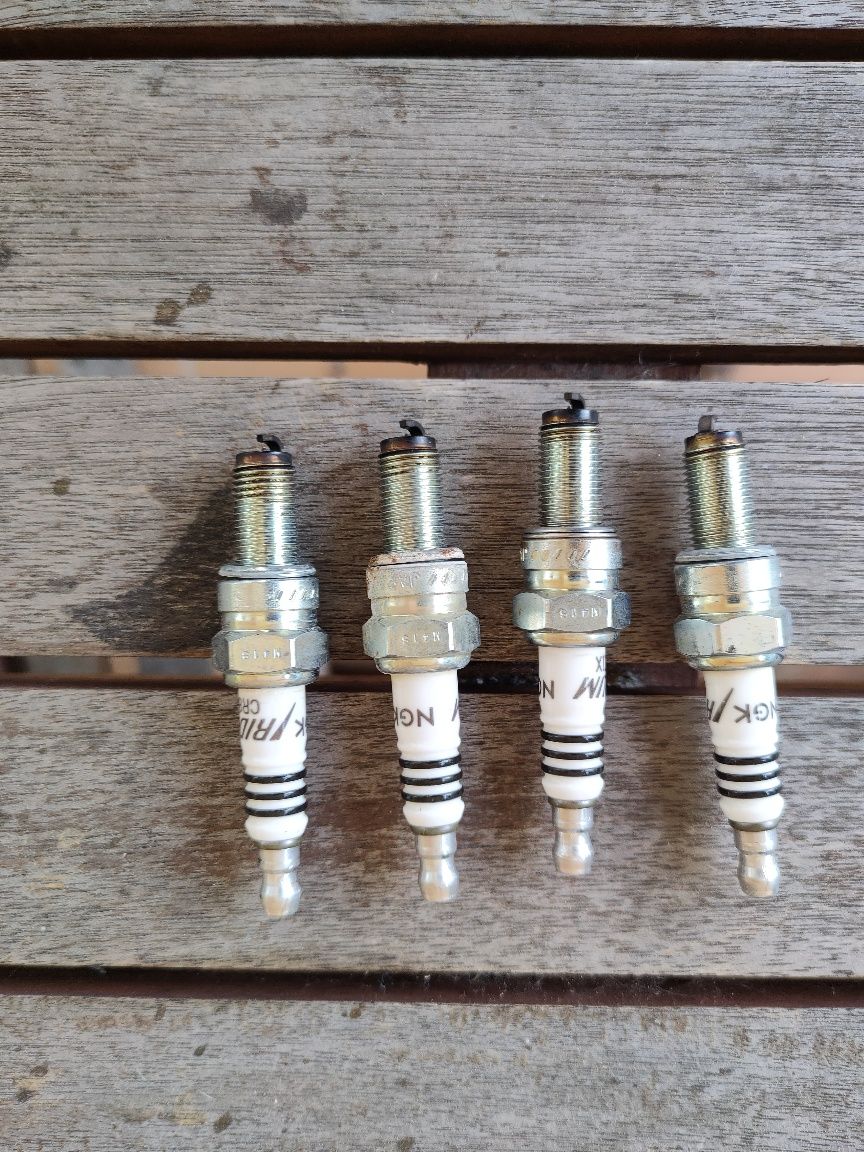 Vendo velas ngk Iridium CR8EIX