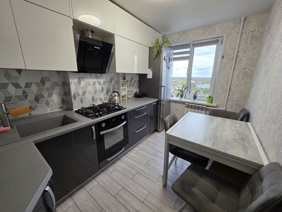 Продам 3к квартиру. Р-н Левобережный-3