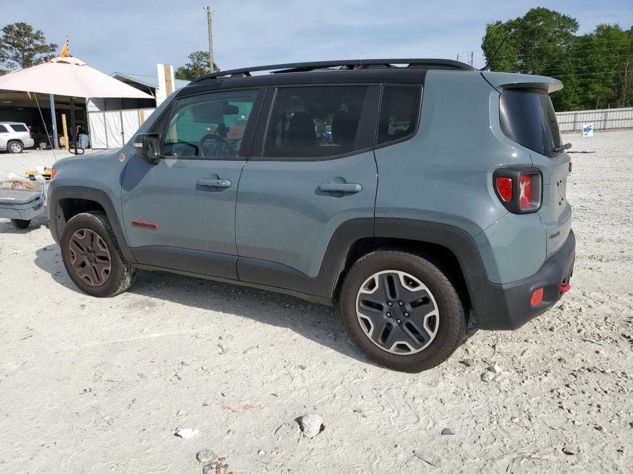 2017 Jeep Renegade Trailhawk