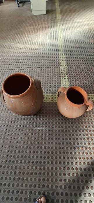 2 potes de barro