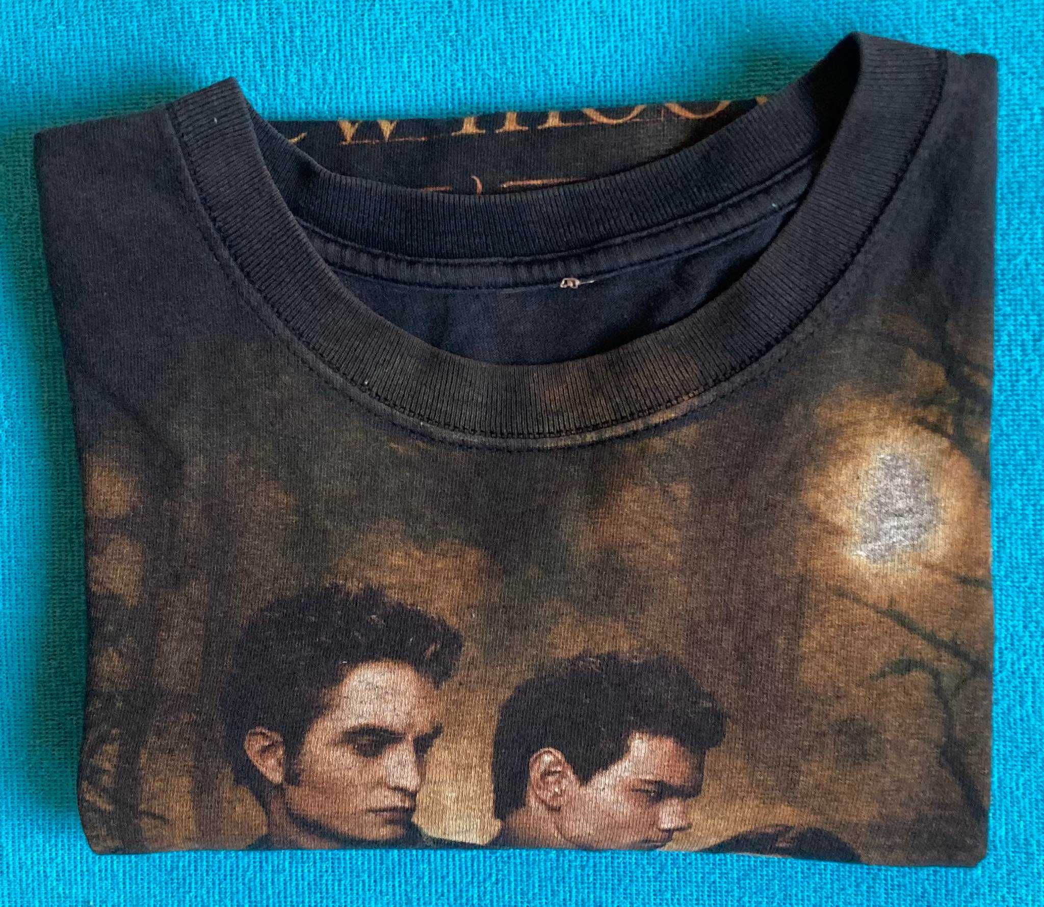 T-shirt The Twilight Saga New Moon 11.20.09 Roz. L