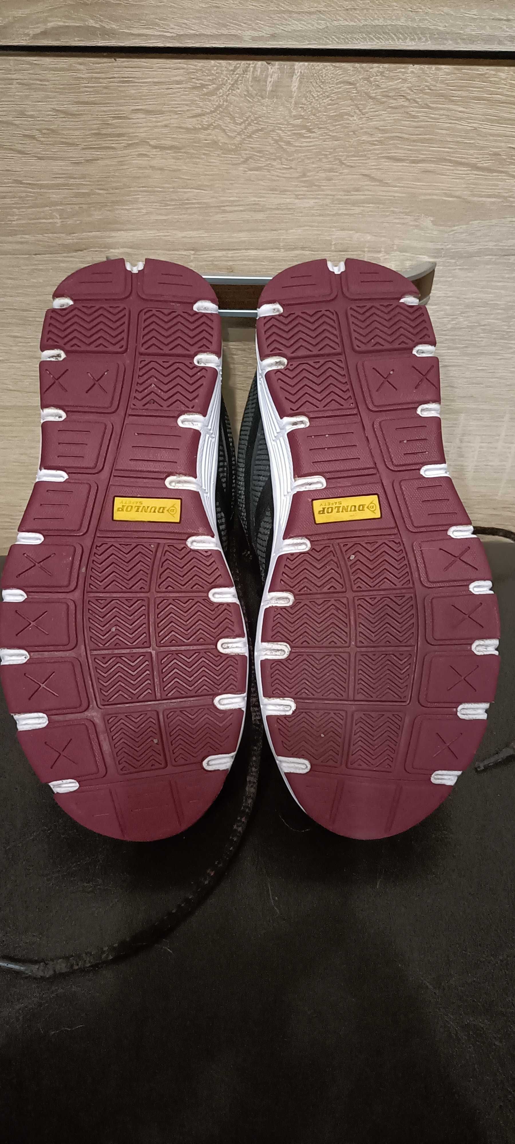 Dunlop Safety buty ochronne, robocze z blachą