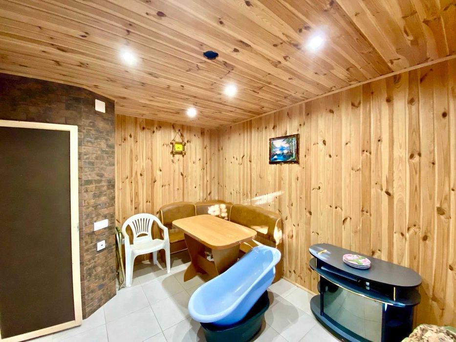 Продаю гариний будинок в Ракетній Рощі. ц1