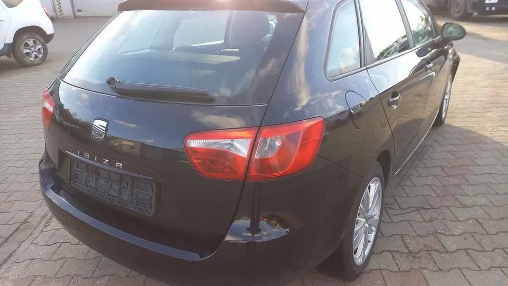 Seat Ibiza 1,4 IV kombi części silnik CGG skrzynia LVE klapa drzwi błotnik zderzak kod lakieru LY7P lampa reflelektor felgi