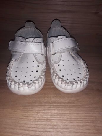 Туфлі для дитини