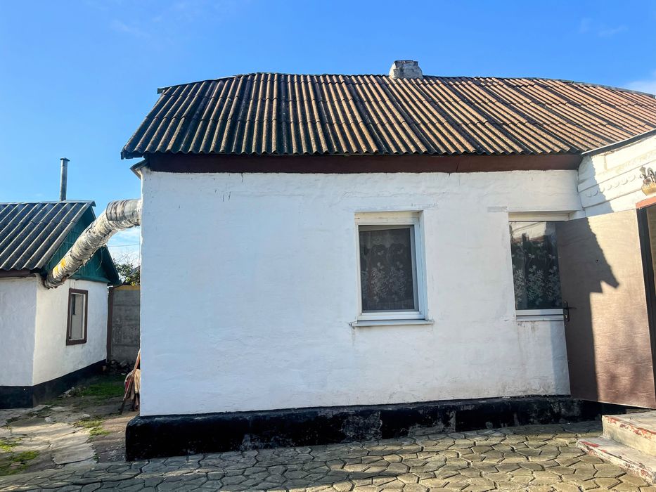 Продам ДВА Дома на участке, ул. ПЕРЕДОВАЯ, АТБ