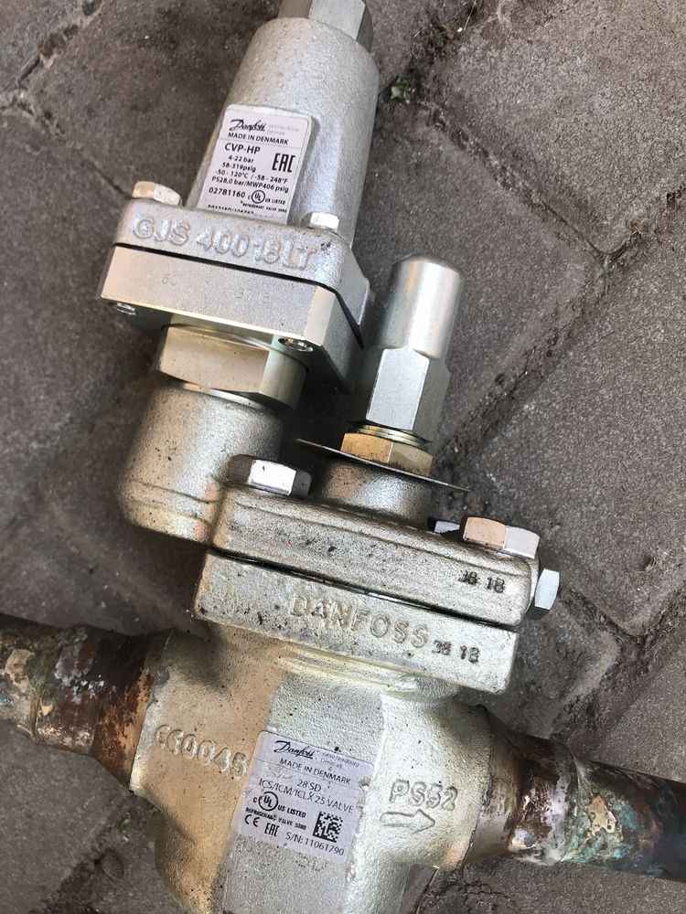 Сервопривідний клапан з пілотним керуванням Danfoss