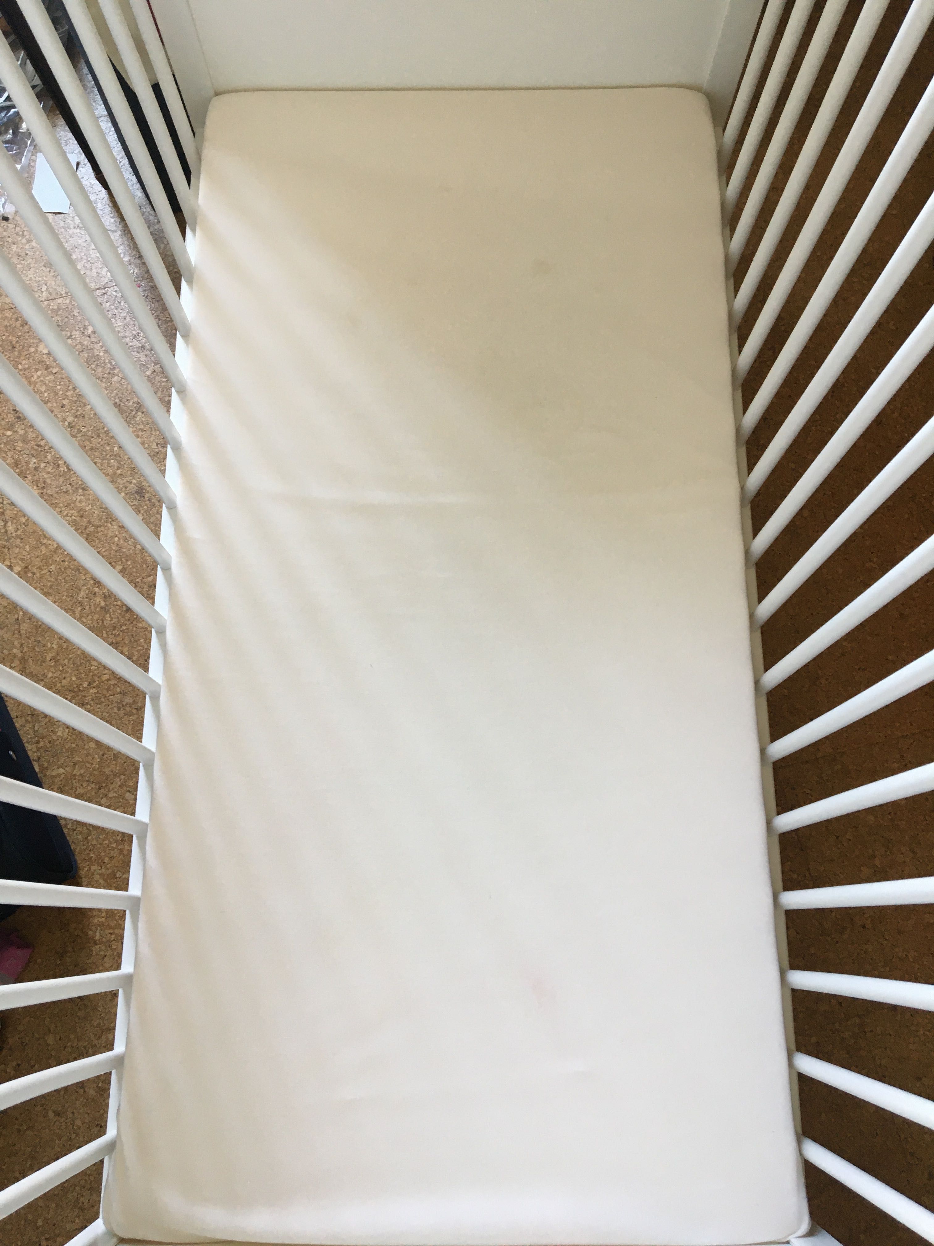 Cama Bébé branca Ikea