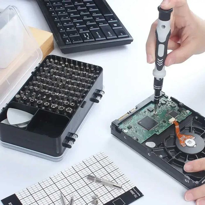 Набір викруток 115в1 для ремонту телефонів і ноутбуків у кейсі