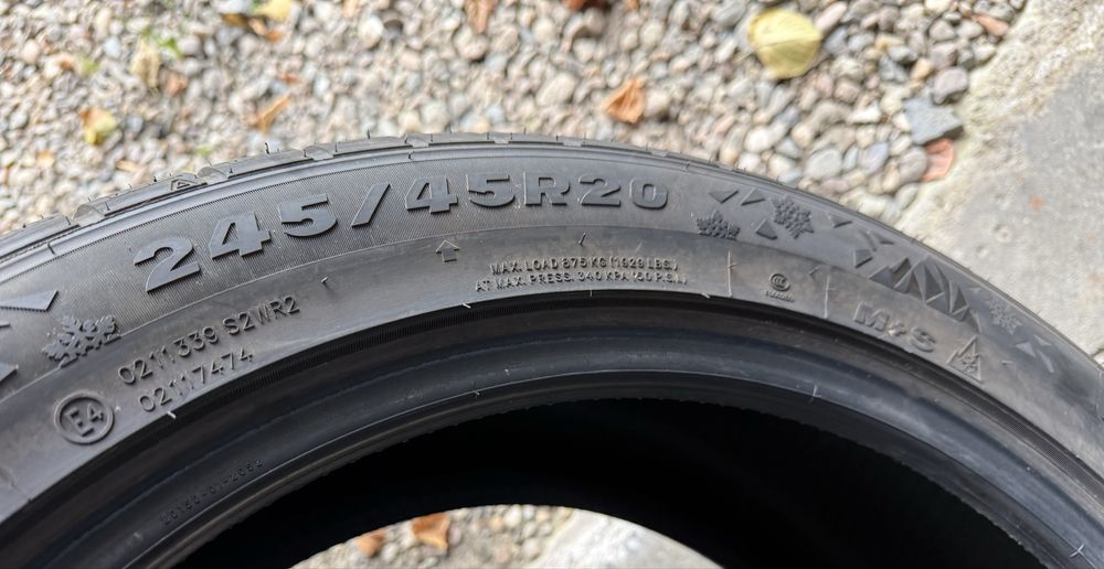 Nowe Opony Trackmax 245/45/20 Zimowe