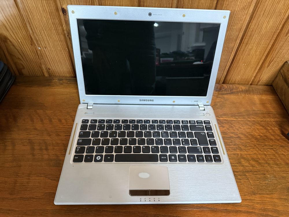 Samsung NP-Q330-JS01PT