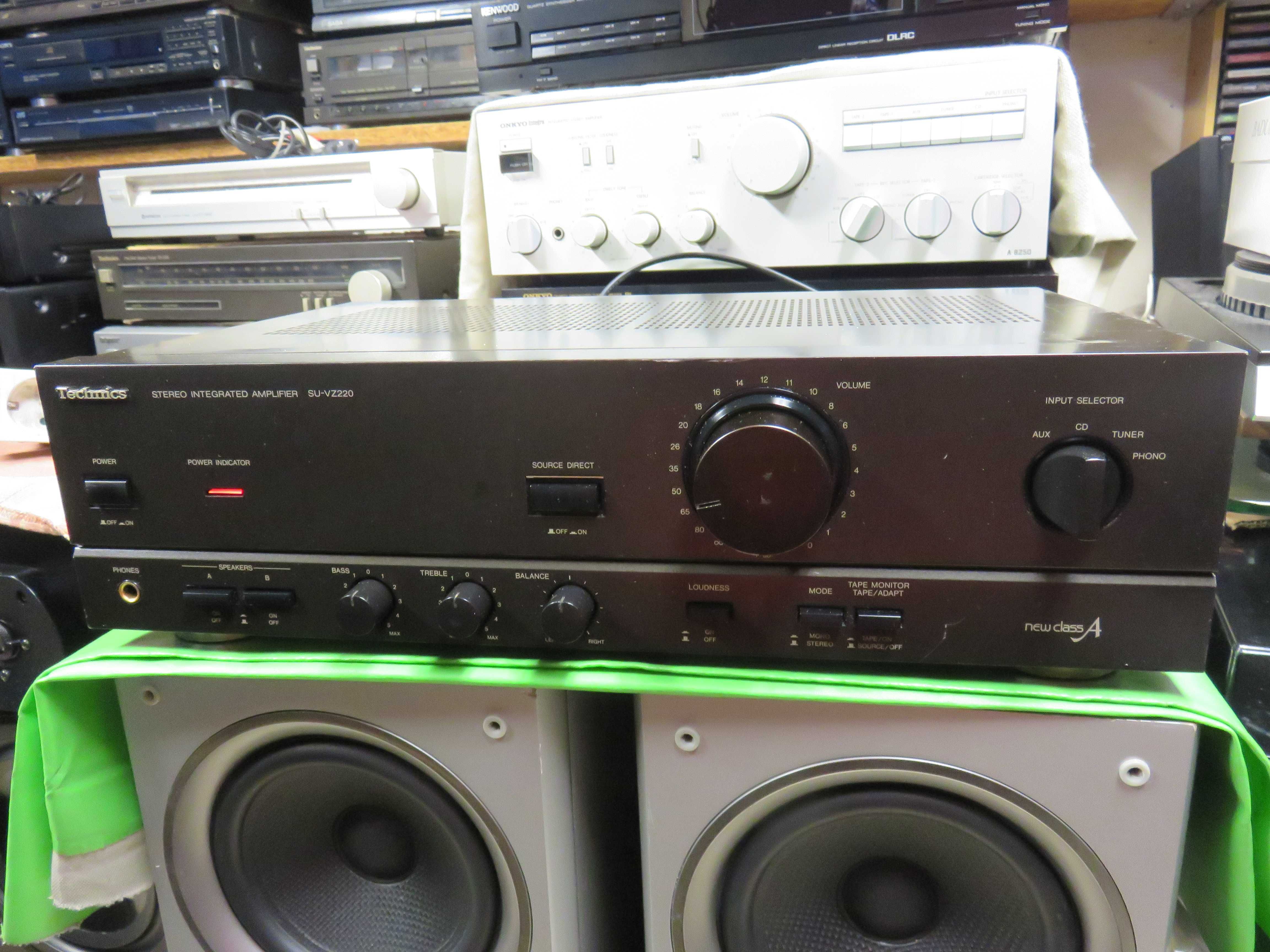 Wzmacniacz Technics SU-VZ220