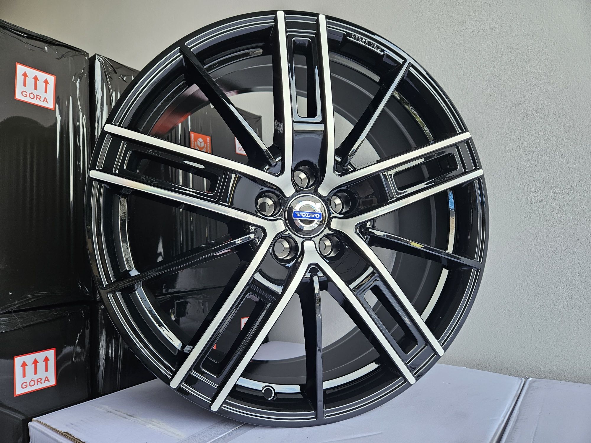 Volvo 20 " Nowe 5x108 EX30 XC40 XC60 V90 CC S90 XC90 XC70 V60 Czarne