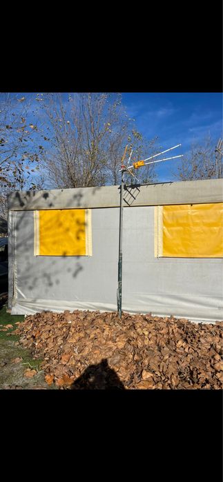 Tenda IMPECAVEL COM ABERTURA TOTAL DA PARTE DA FRENTE