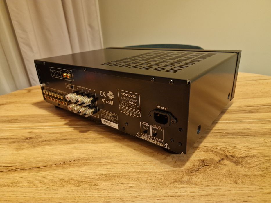 Wzmacniacz zintegrowany Onkyo A9050