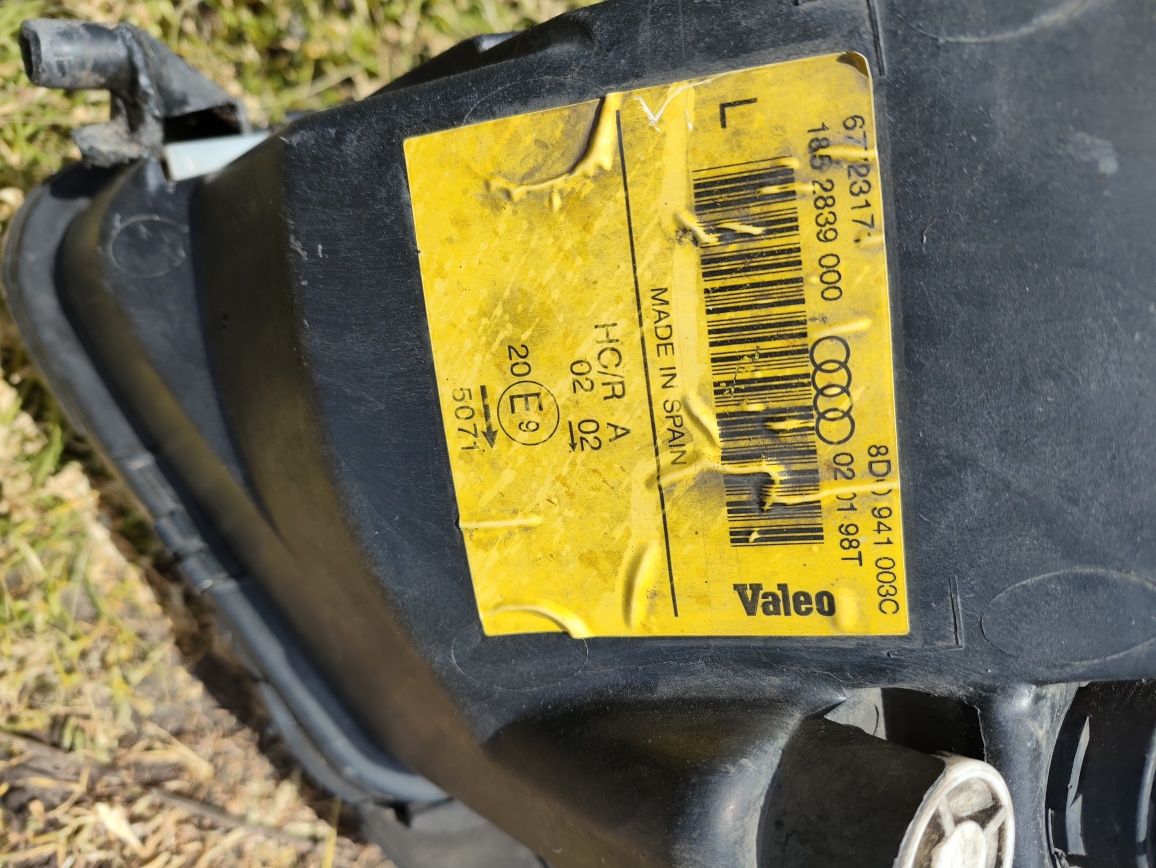 Audi A4B5 1995-1999 фари 8D0941003C 8D0941004A   VALEO оригінал