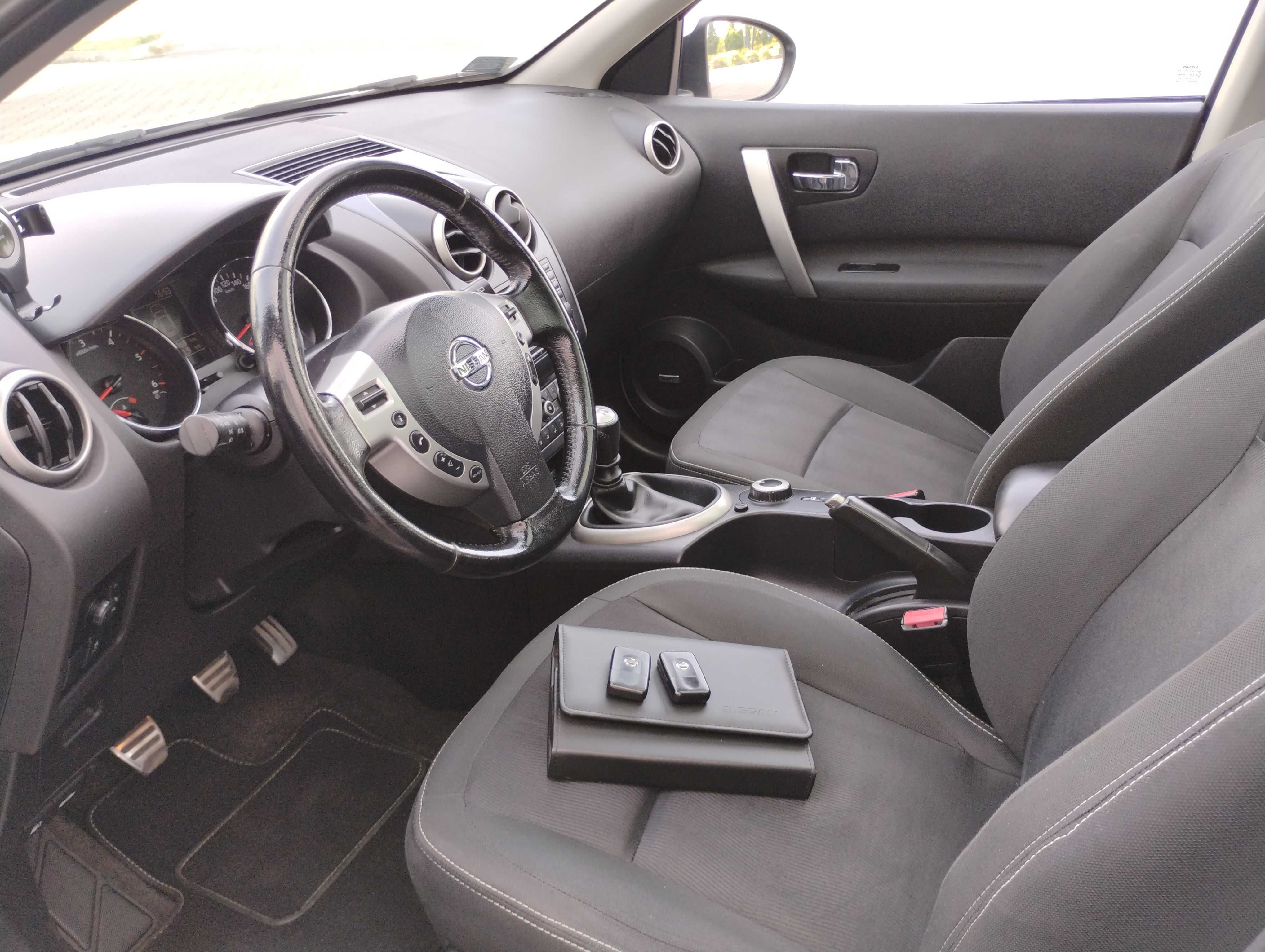 Nissan Qashqai+2 4x4 salon Polska