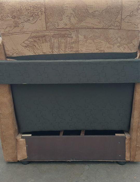 Продам крісло в гарному стані